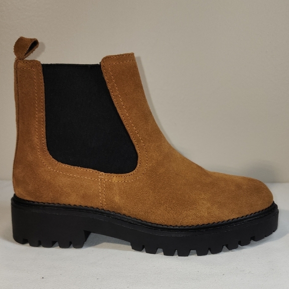 Caslon Tan and Black Ankle Boots with Chunky Sole - Picture 1 of 9